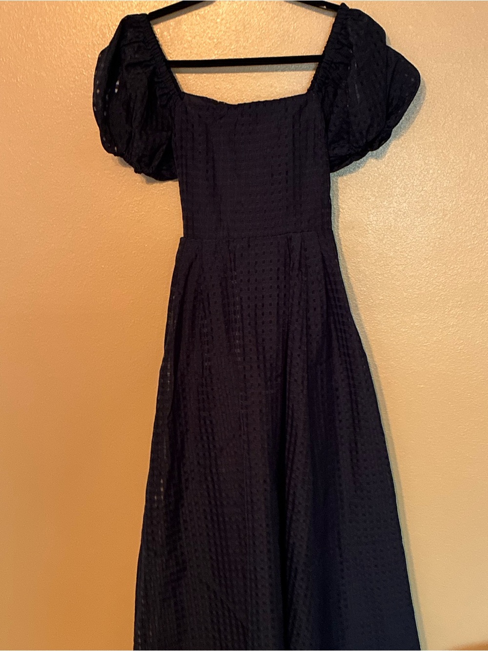 Lulu’s Certain Charisma Navy Puff Sleeve Midi Dress Size M - Picture 2 of 6
